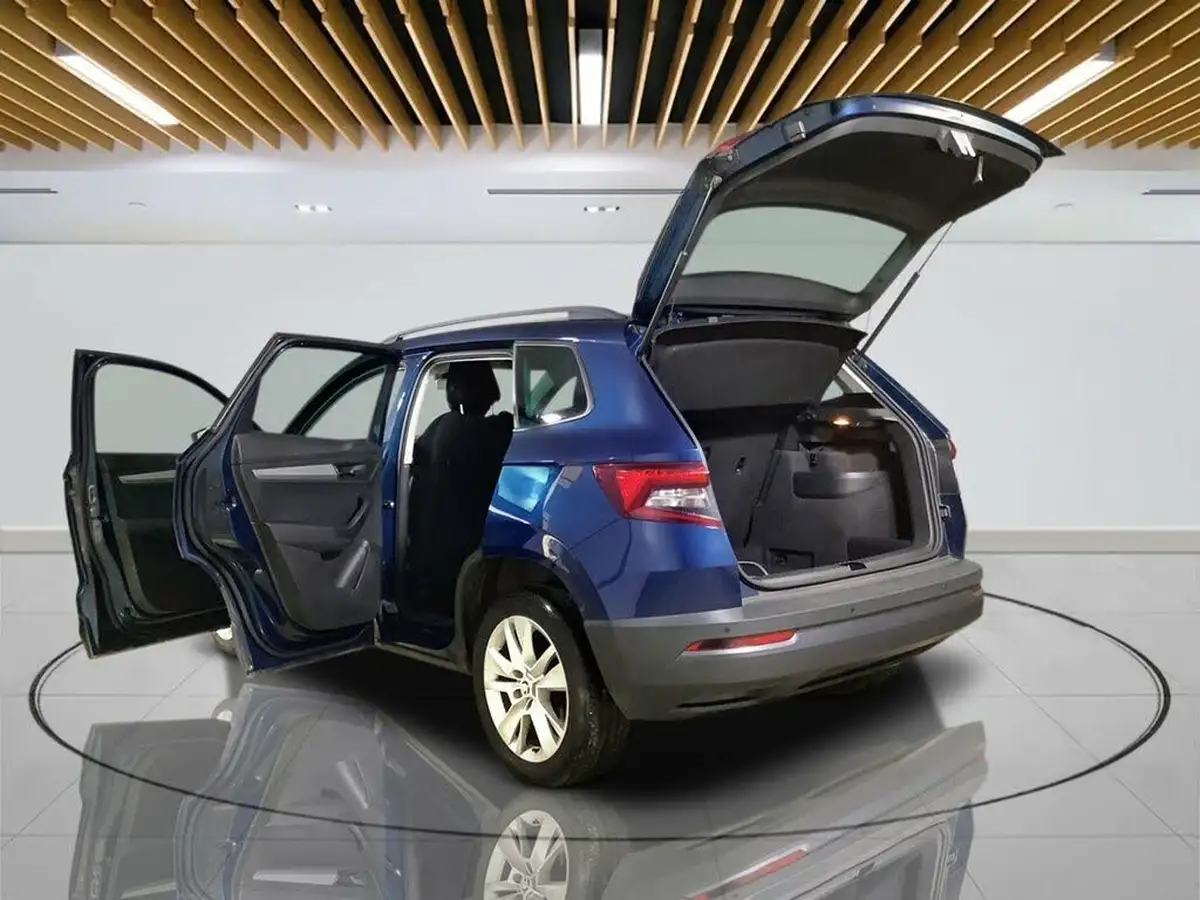 2020-skoda-karoq-20tdi-se-technology-150ps-big-11