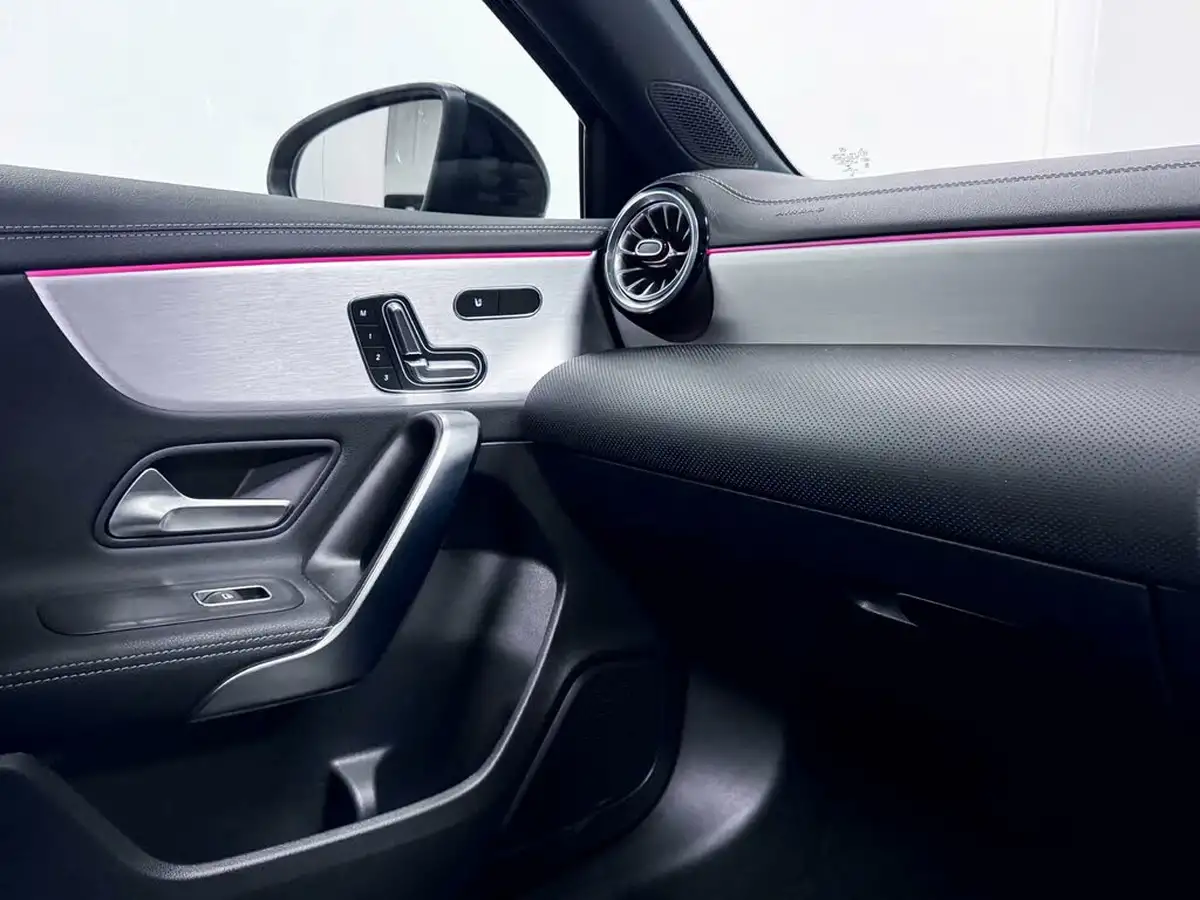 2022-mercedes-benz-a-class-20-a35-amg-premium-plus-edition-hatchback-5d-big-25