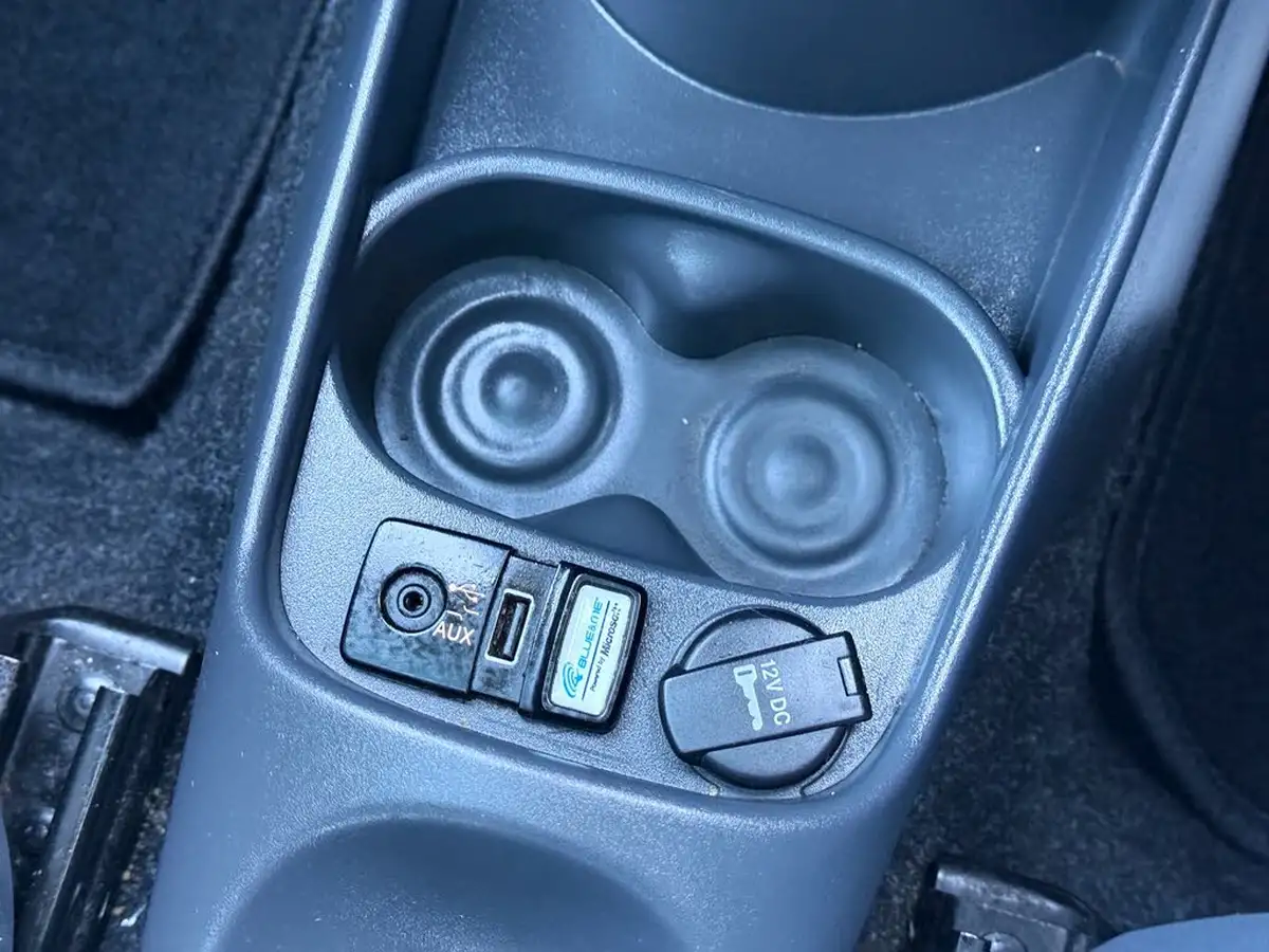 2014-fiat-500-12-lounge-ss-dualogic-big-23