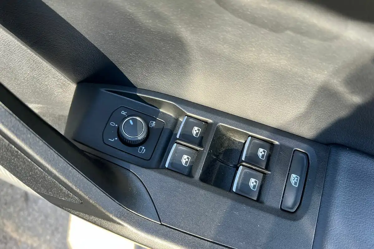 2021-seat-leon-15-tsi-evo-fr-130ps-hatchback-big-19