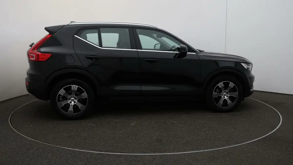 2021-volvo-xc40-20-b4-inscription-197bhp-geartronic-big-44