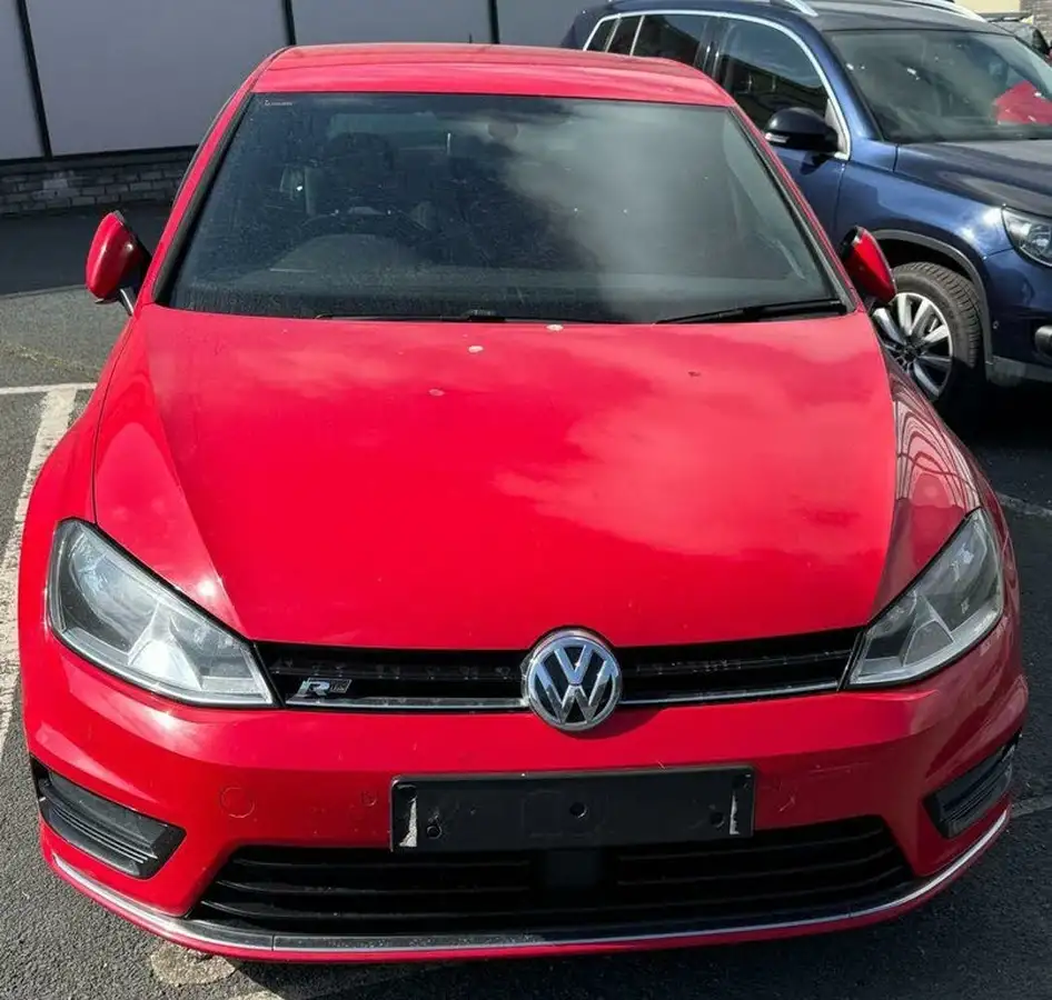 2016-volkswagen-golf-20tdi-r-line-edition-5d-big-1