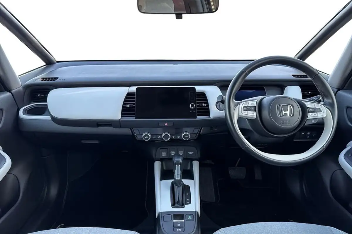 2022-honda-jazz-15-i-mmd-ex-107ps-big-3