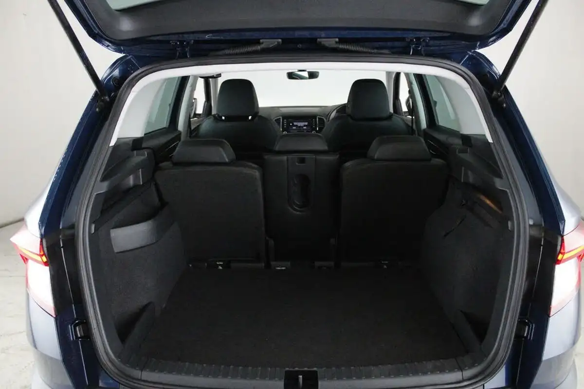 2021-skoda-karoq-10-tsi-se-l-110ps-big-12