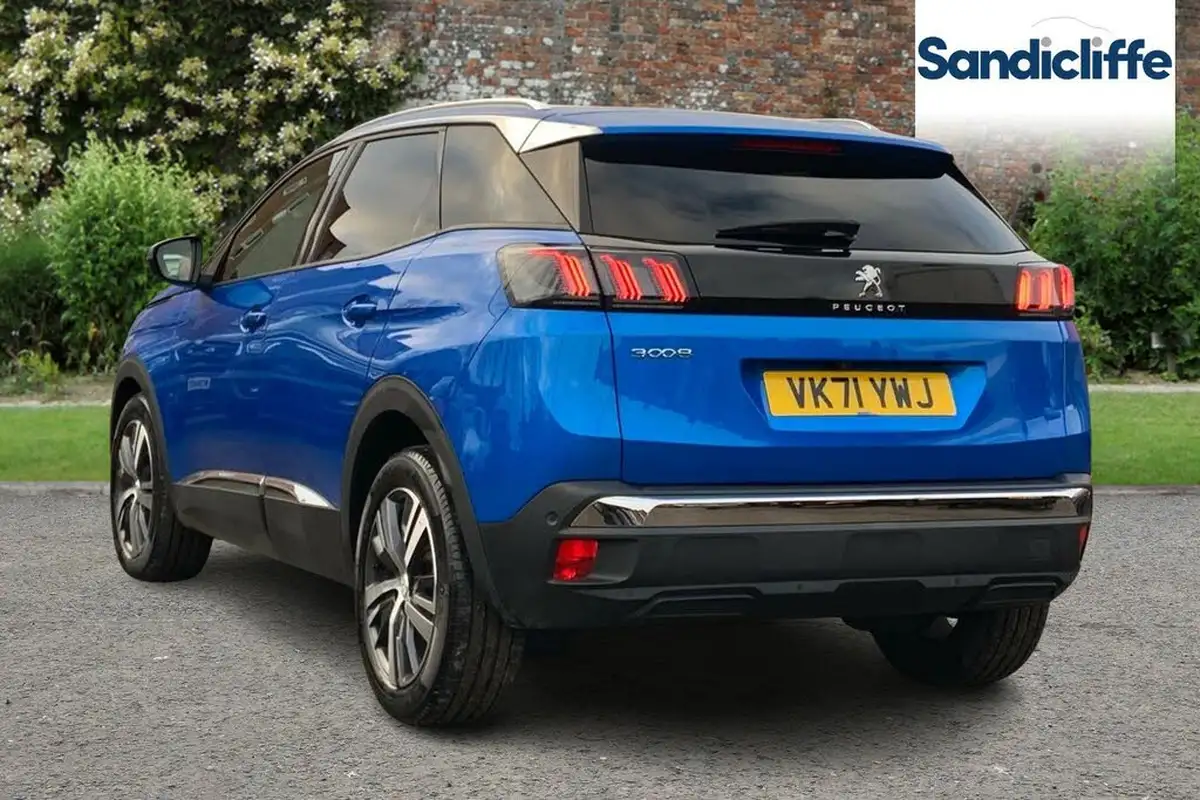 2021-peugeot-3008-suv-12-puretech-allure-premium-eat8-big-5