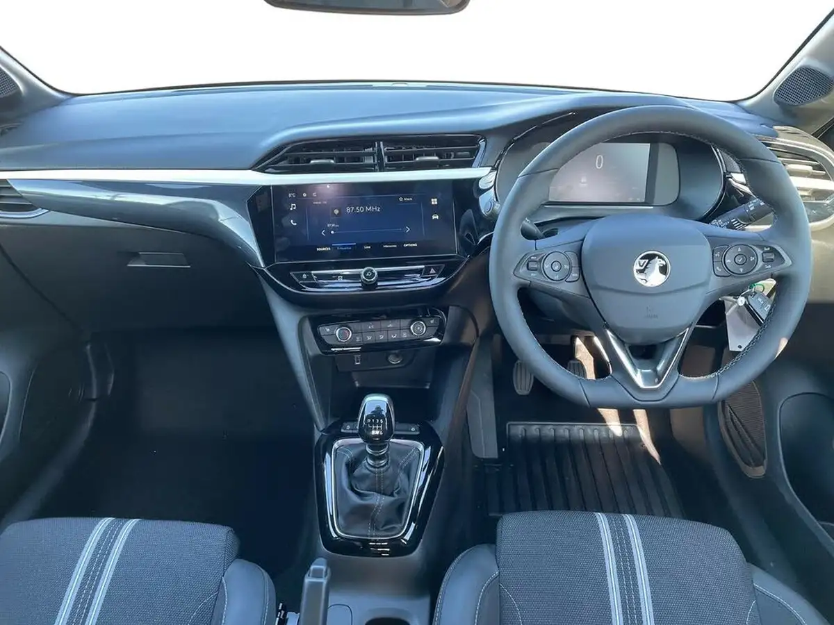 2025-vauxhall-corsa-12-turbo-yes-big-5