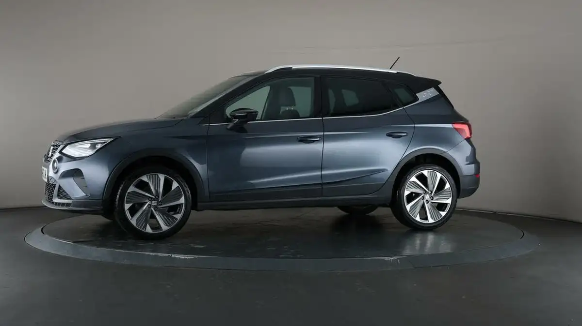 2022-seat-arona-10-tsi-fr-sport-big-33