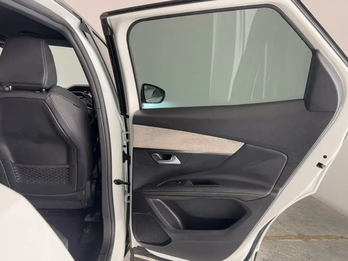 2021-peugeot-3008-suv-15-bluehdi-gt-big-17