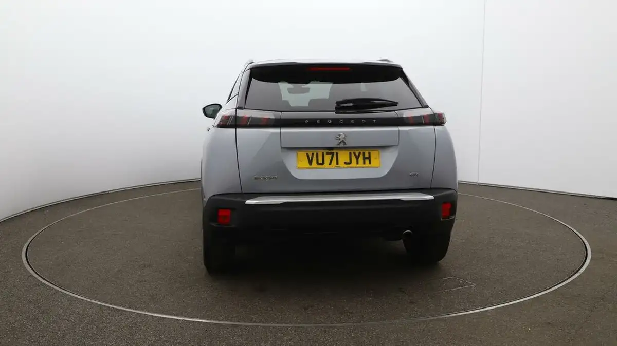 2021-peugeot-2008-suv-15-bluehdi-gt-big-52