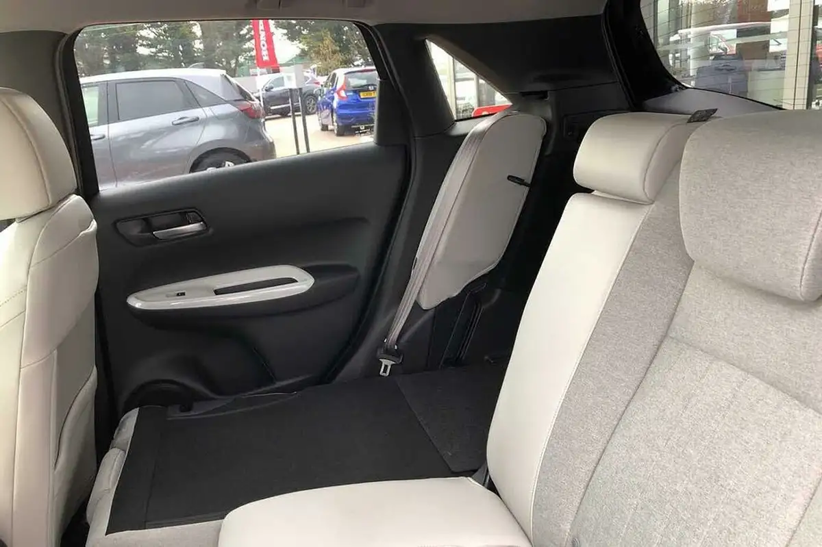 2021-honda-jazz-15-i-mmd-ex-107ps-big-7
