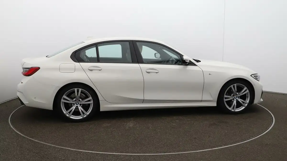 2020-bmw-3-series-20-318i-m-sport-saloon-4d-big-42