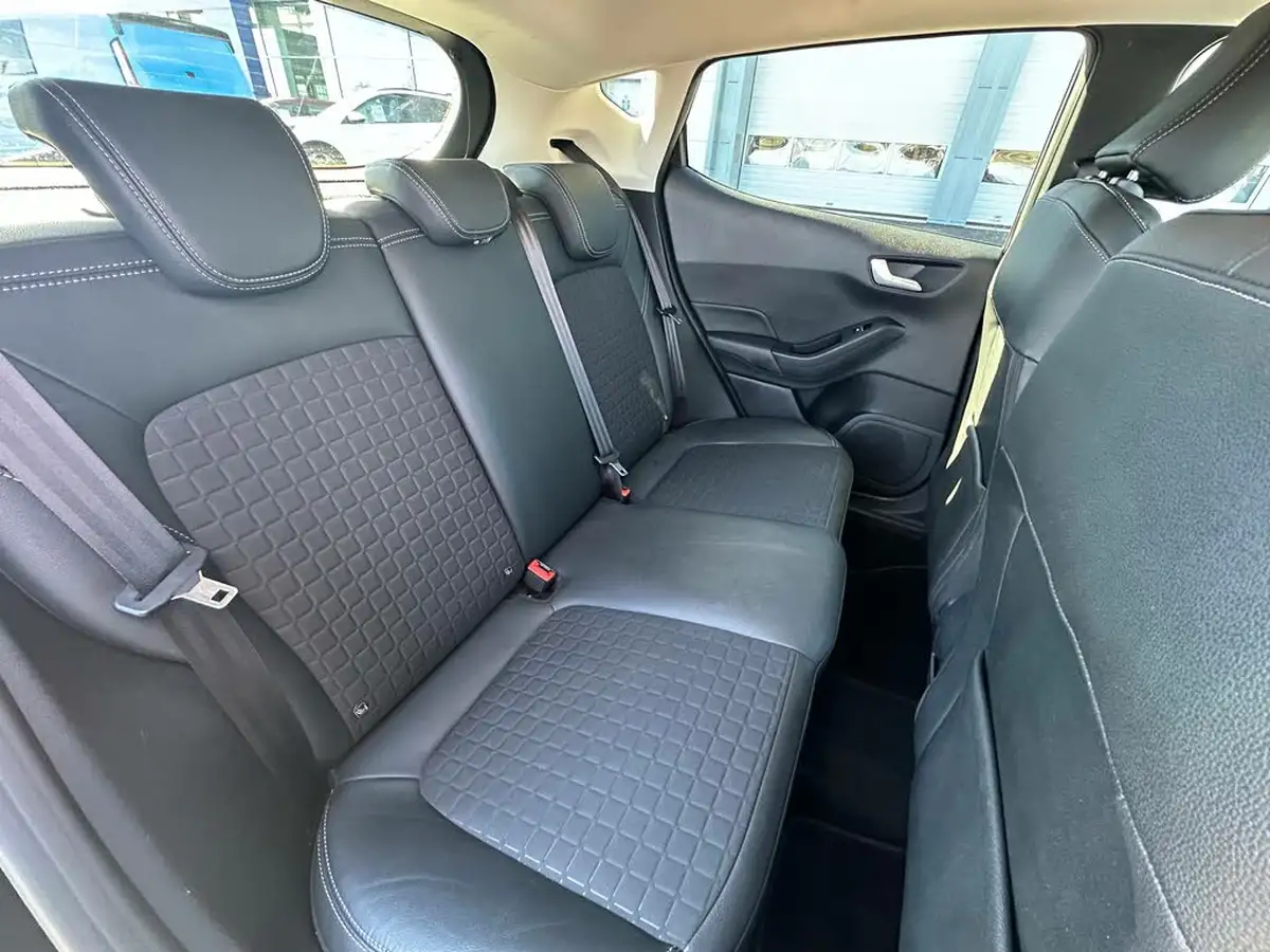 2020-ford-fiesta-big-15