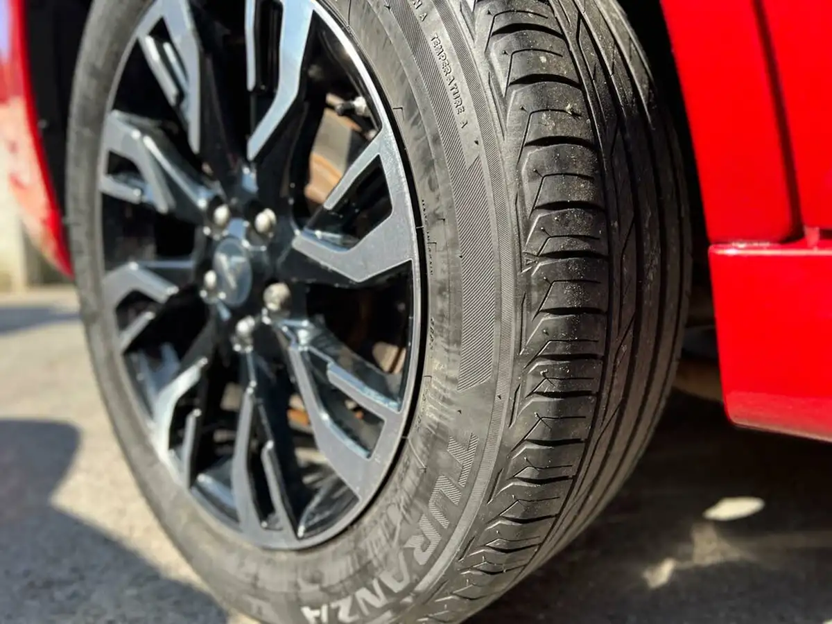 2015-mitsubishi-outlander-20-gx4h-big-23