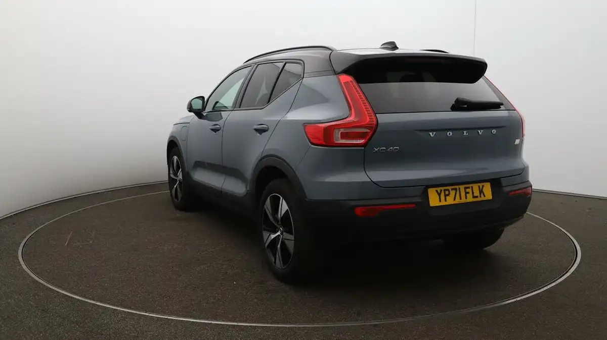 2021-volvo-xc40-15-t4-r-design-208bhp-big-52