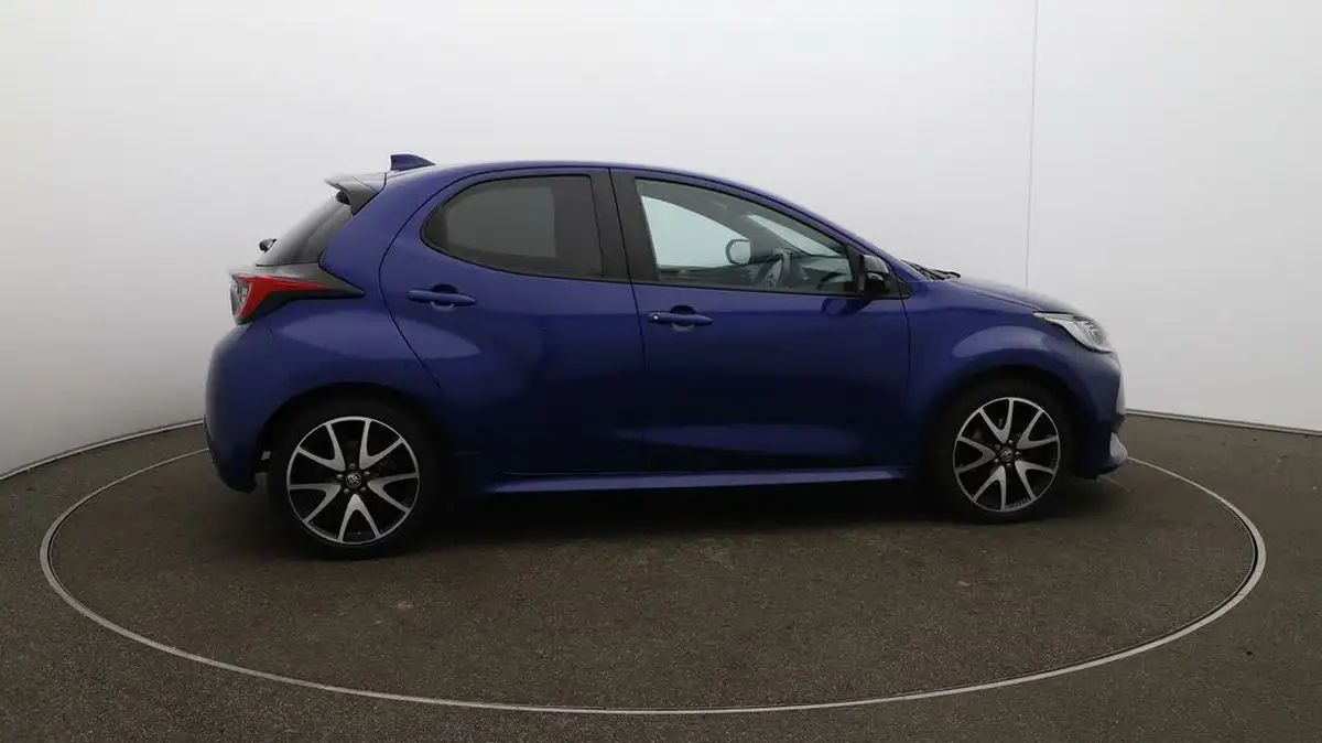 2022-toyota-yaris-15-vvt-i-dynamic-big-42