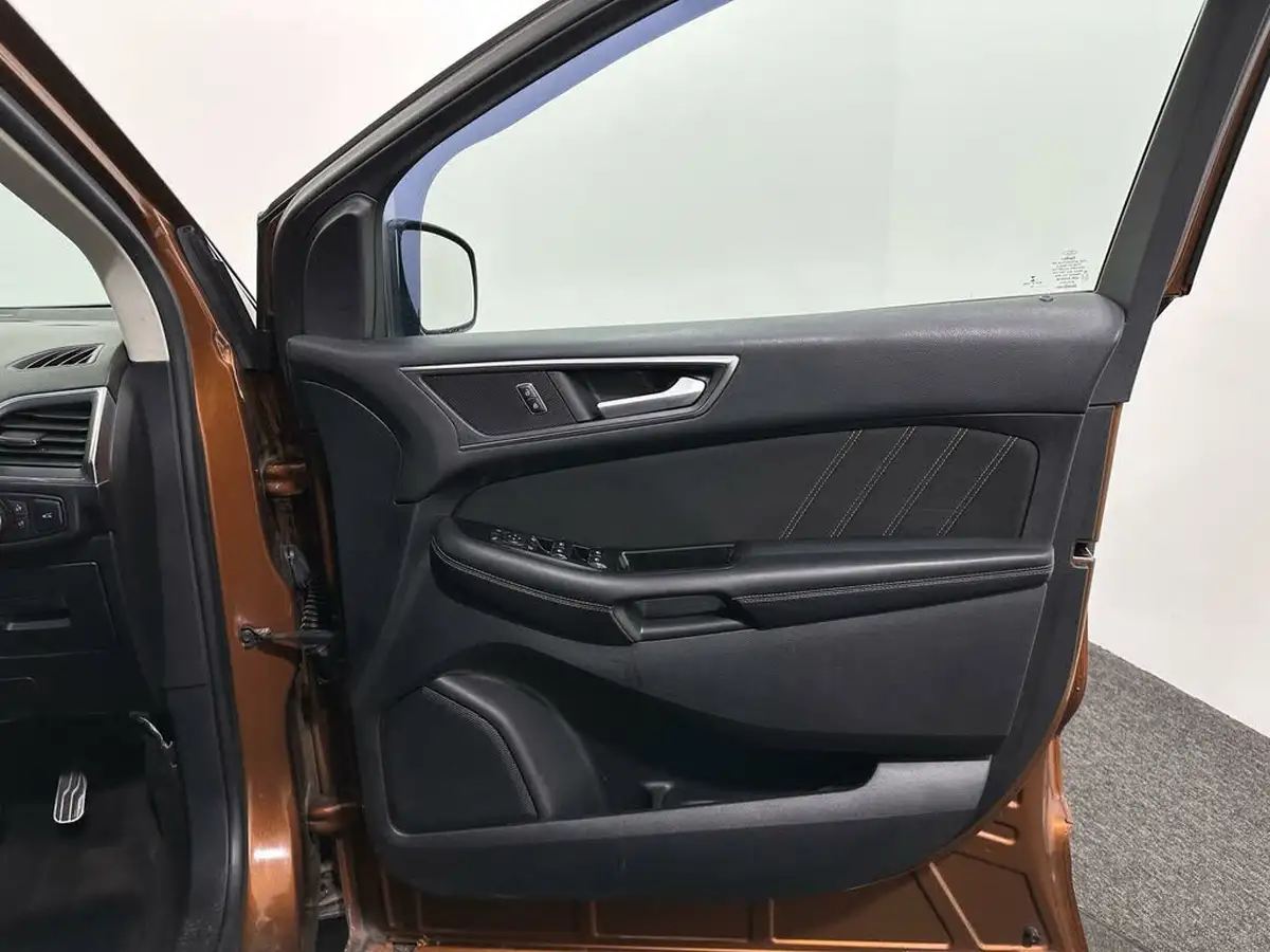 2017-ford-edge-20tdci-sport-180ps-lux-pack-big-28