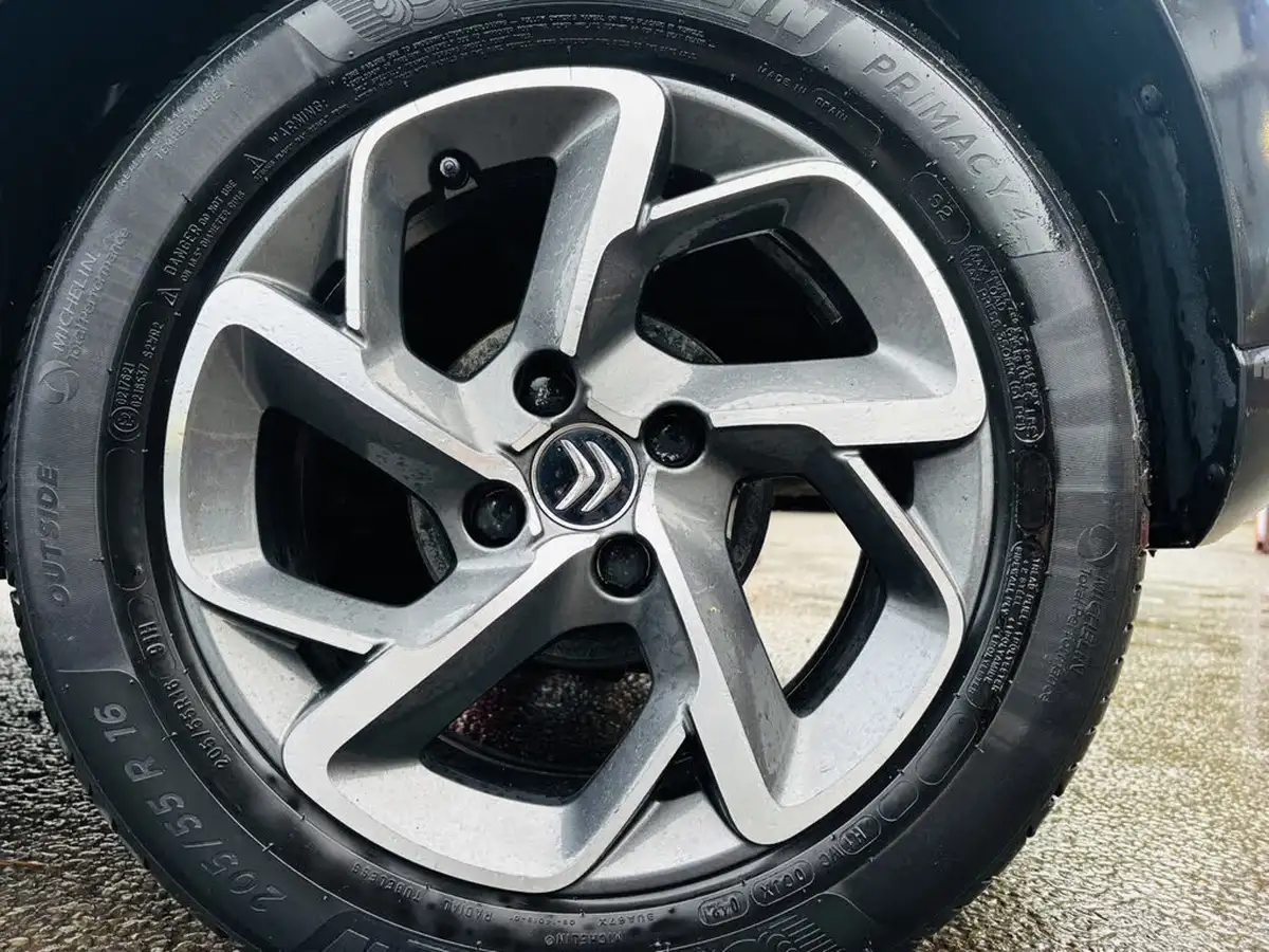 2021-citroen-c3-12-puretech-shine-83ps-big-16