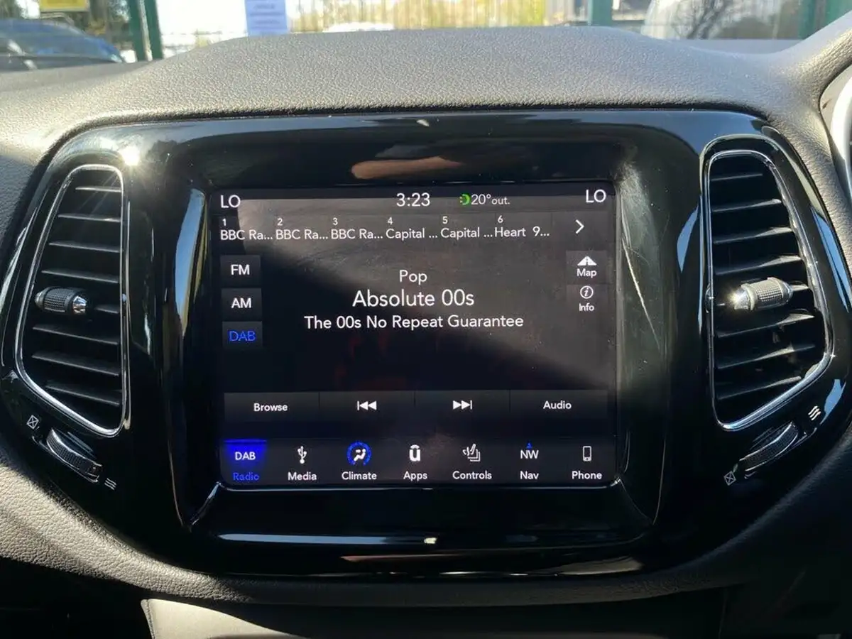 2019-jeep-compass-20multijet-ii-night-eagle-big-36