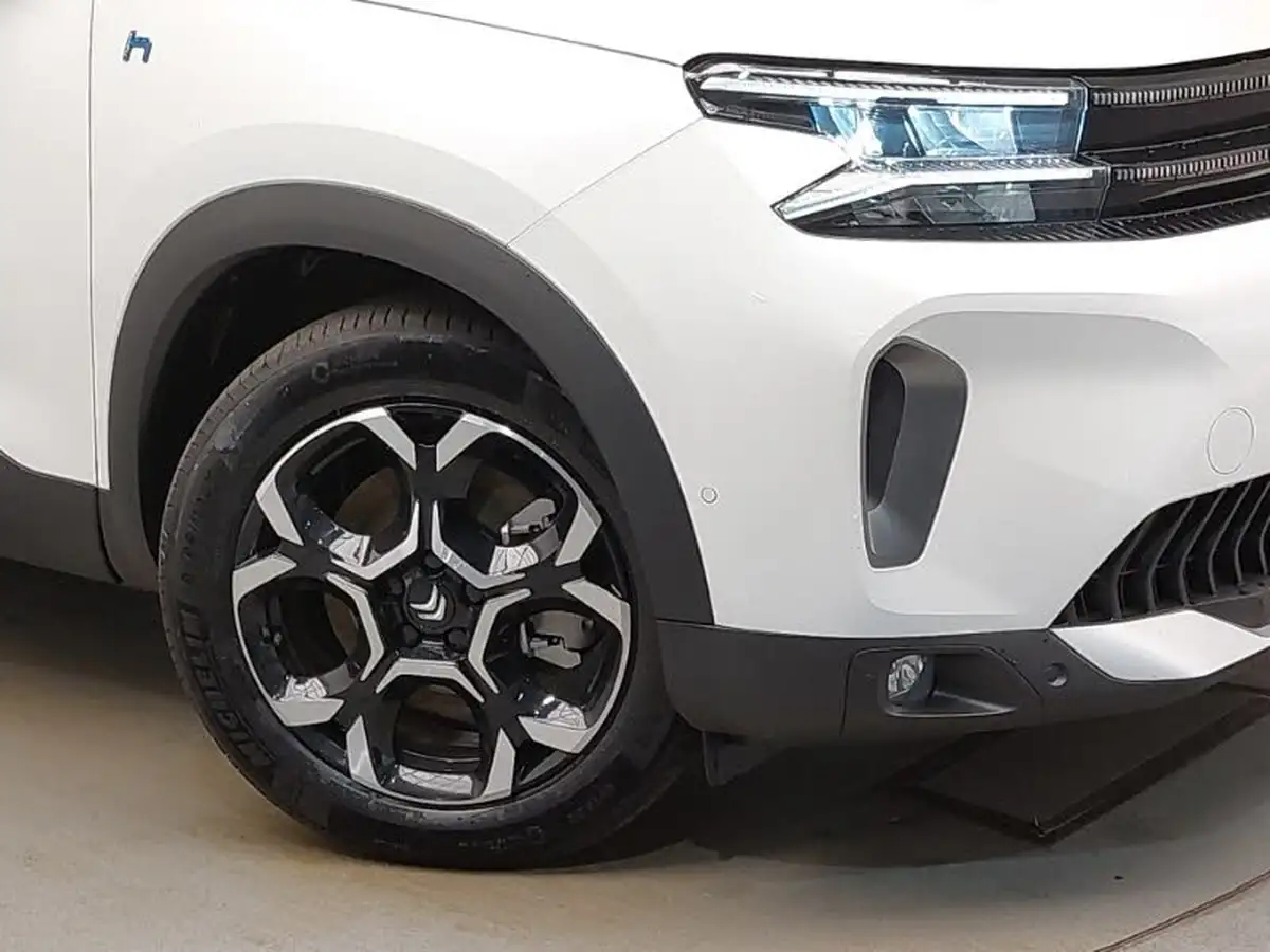 2024-citroen-c5-aircross-16-puretech-max-big-8