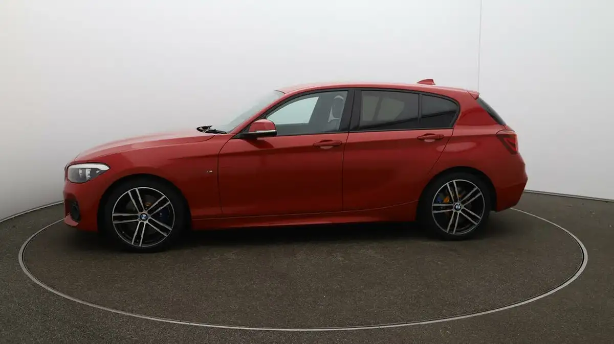 2018-bmw-1-series-15-118i-m-sport-shadow-edition-5d-big-4