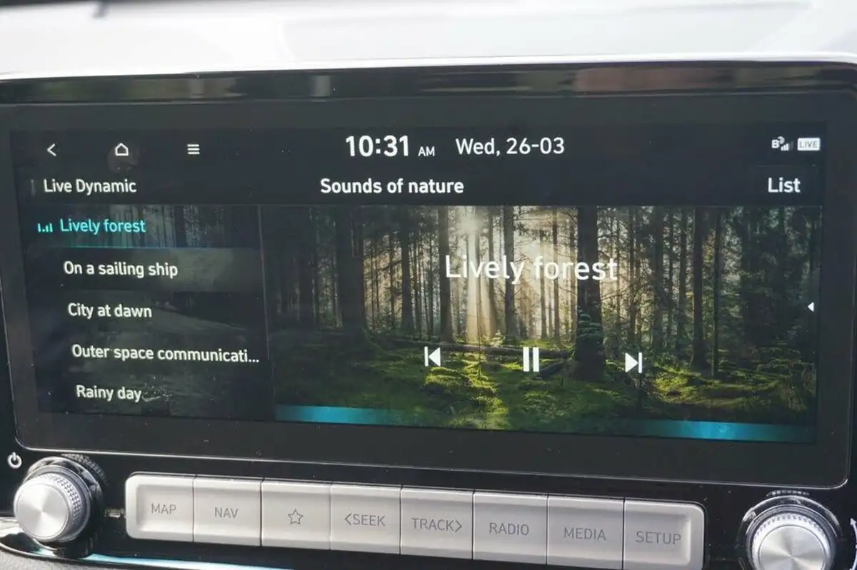 2023-hyundai-kona-e-se-connect-big-24