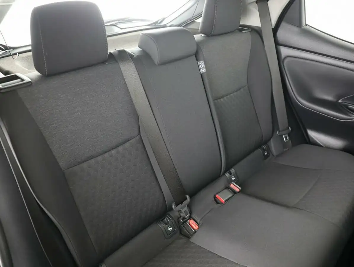 2022-toyota-yaris-15-vvt-i-icon-big-29