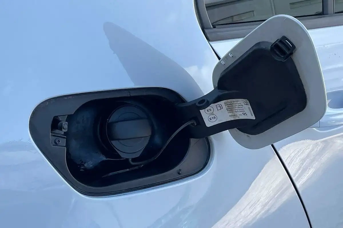 2019-volkswagen-golf-20-tsi-gti-performance-ss-5d-big-17