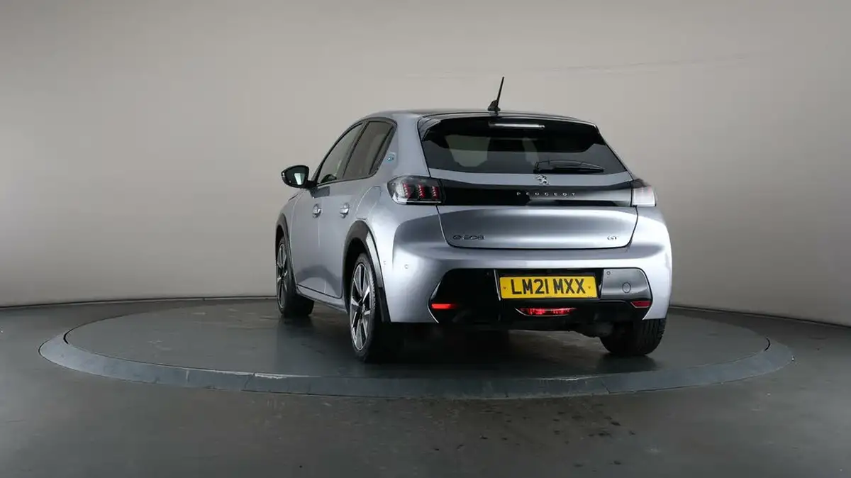 2021-peugeot-208-e-gt-50kwh-big-50