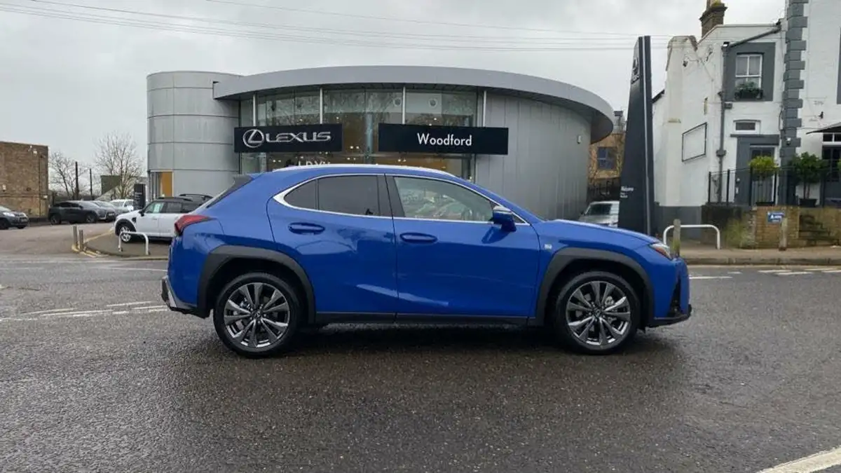 2024-lexus-ux-300h-20-f-sport-design-big-15