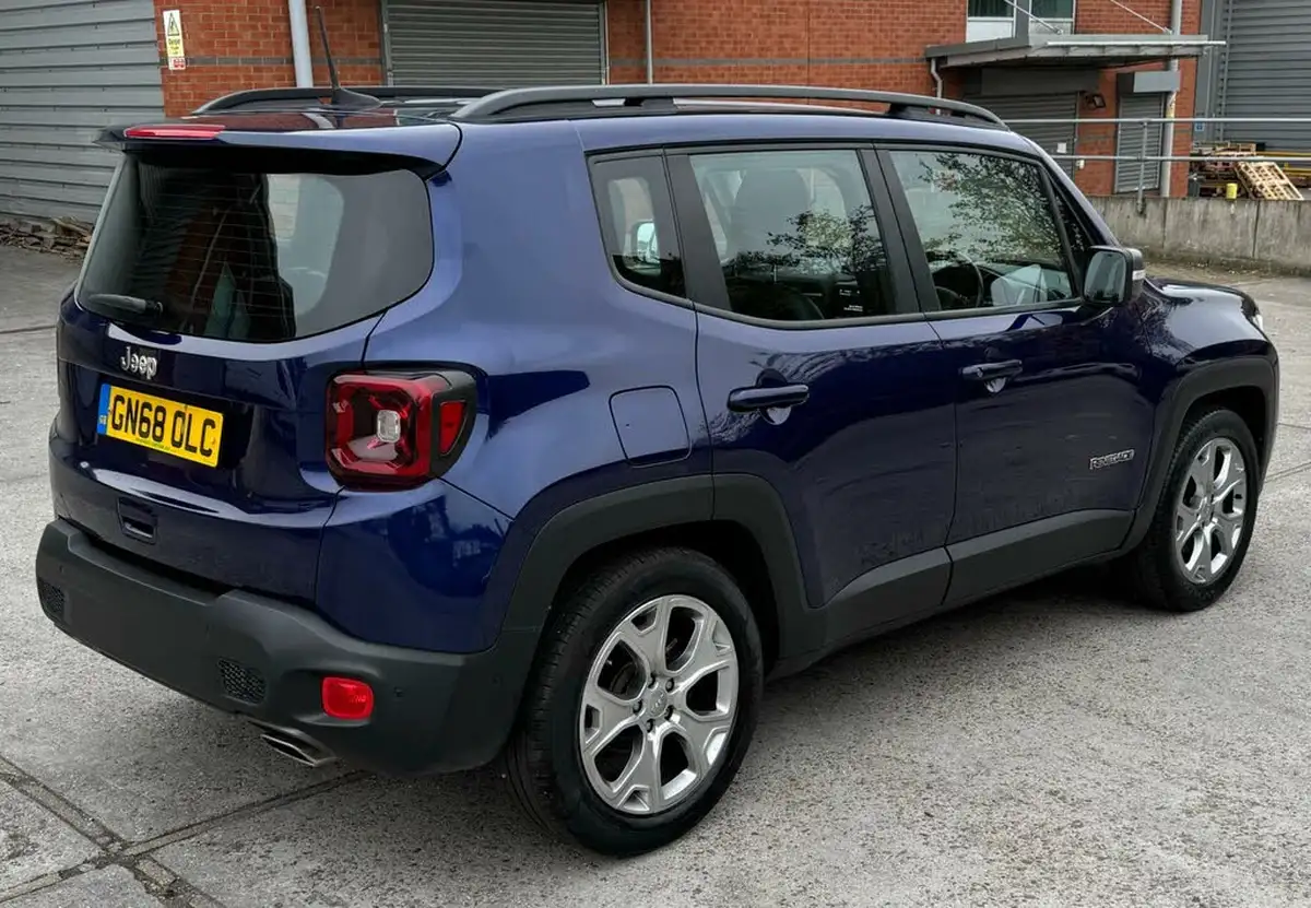 2018-jeep-renegade-10-gse-limited-big-4