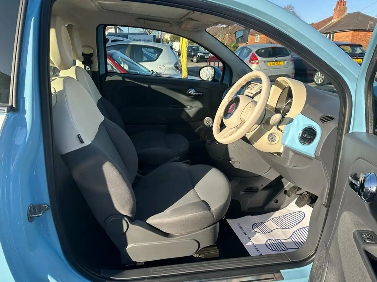 2011-fiat-500-12-lounge-big-12