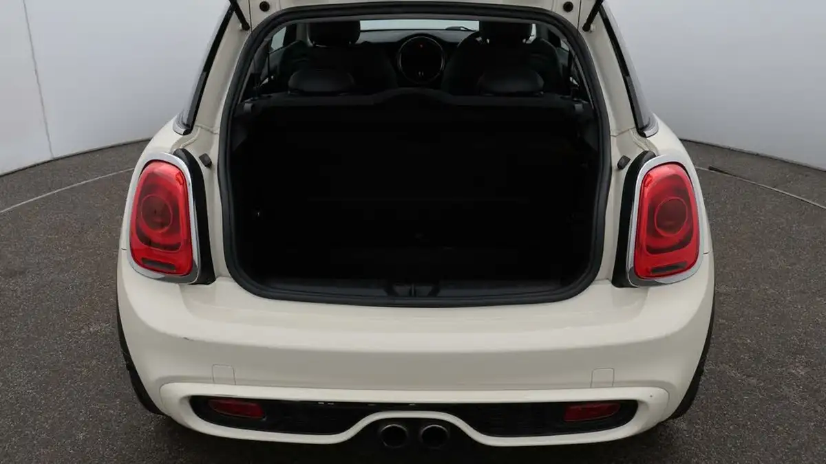 2017-mini-cooper-20-cooper-s-ss-hatchback-3d-sport-auto-big-17