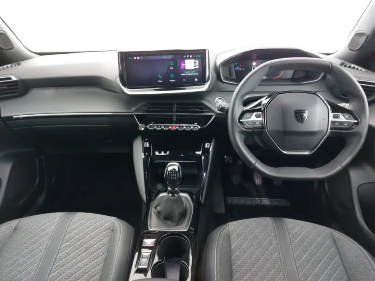 2024-peugeot-2008-suv-12-puretech-allure-130ps-big-2