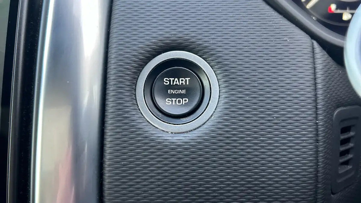 2021-land-rover-discovery-30-d300-r-dynamic-hse-big-24