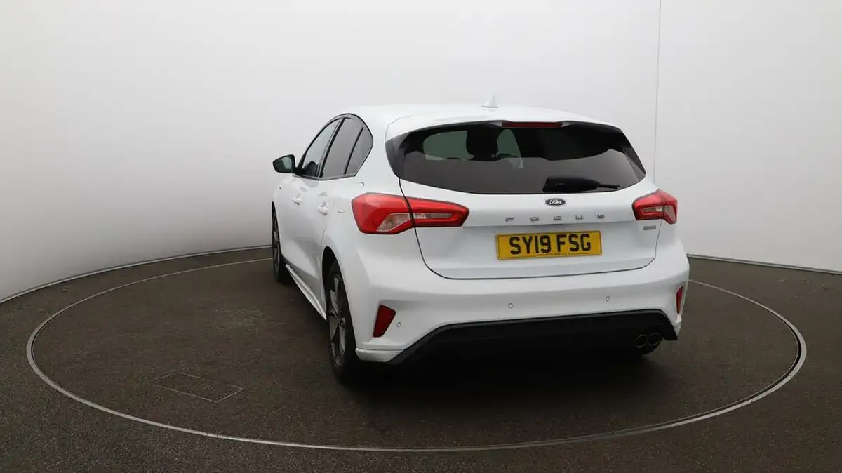 2019-ford-focus-10t-st-line-ss-hatchback-big-52