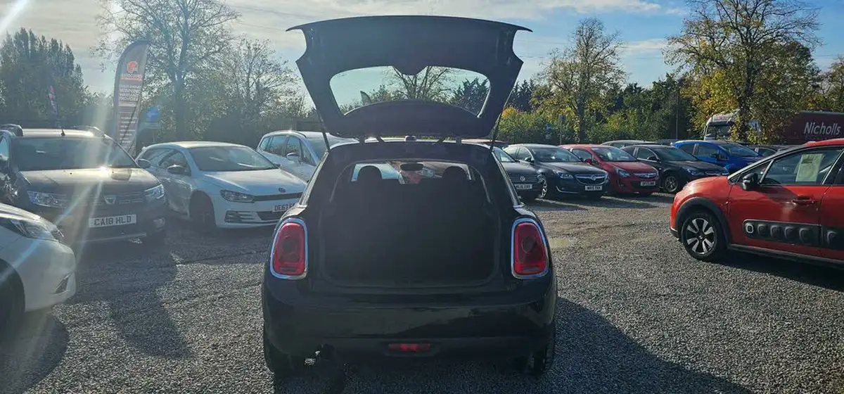 2016-mini-cooper-15td-one-d-5d-big-10