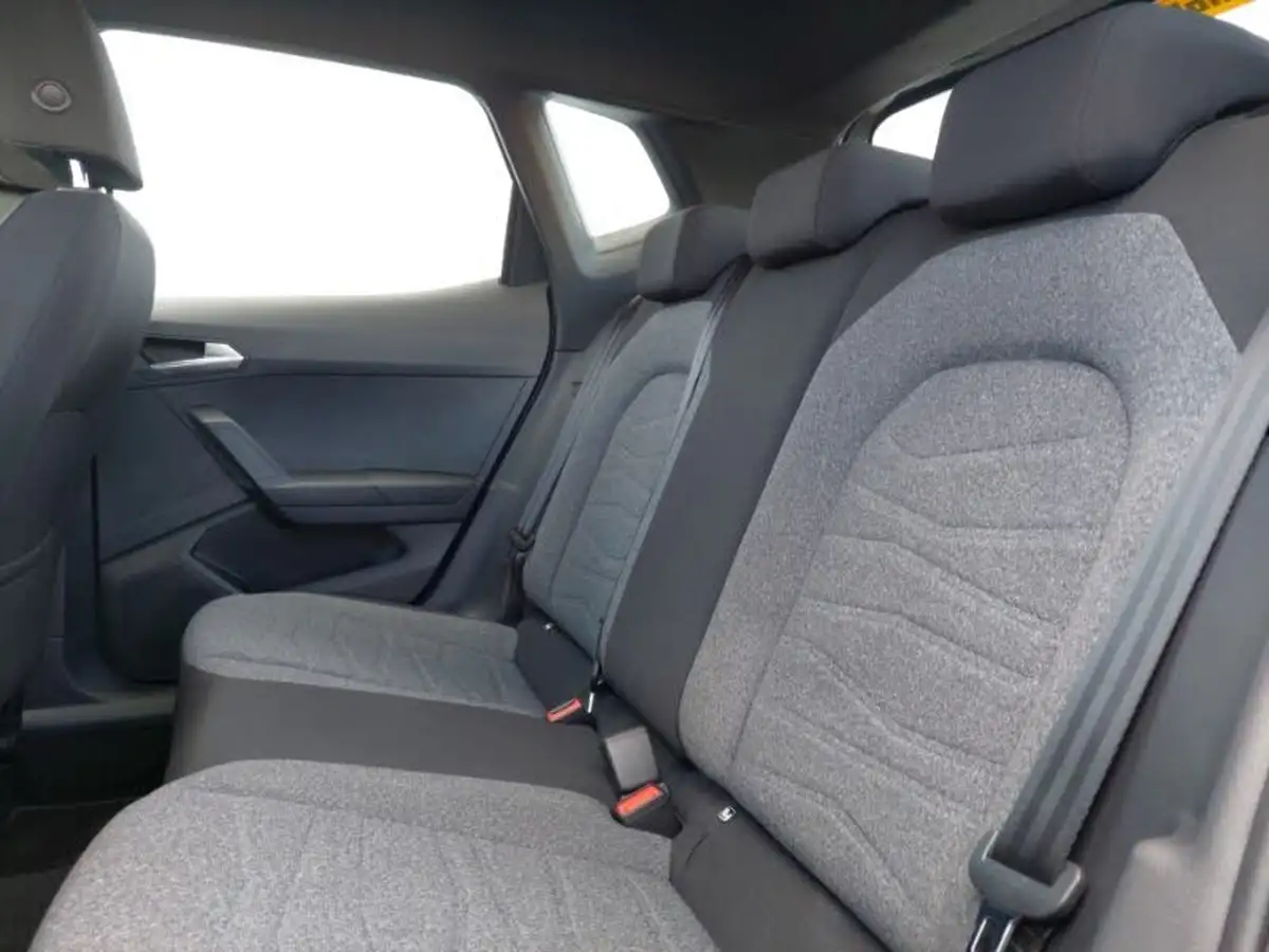 2022-seat-arona-10-tsi-xperience-dsg-big-5