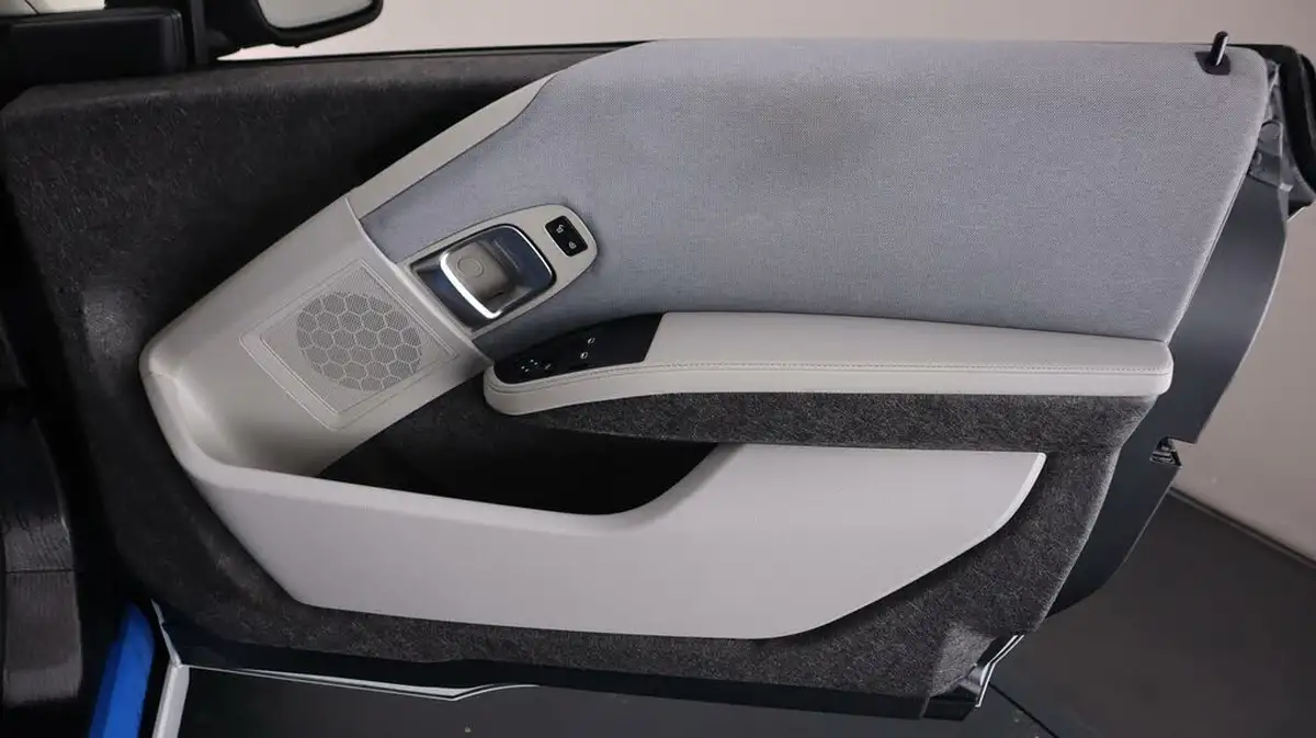 2022-bmw-i3-e-120-ah-big-15