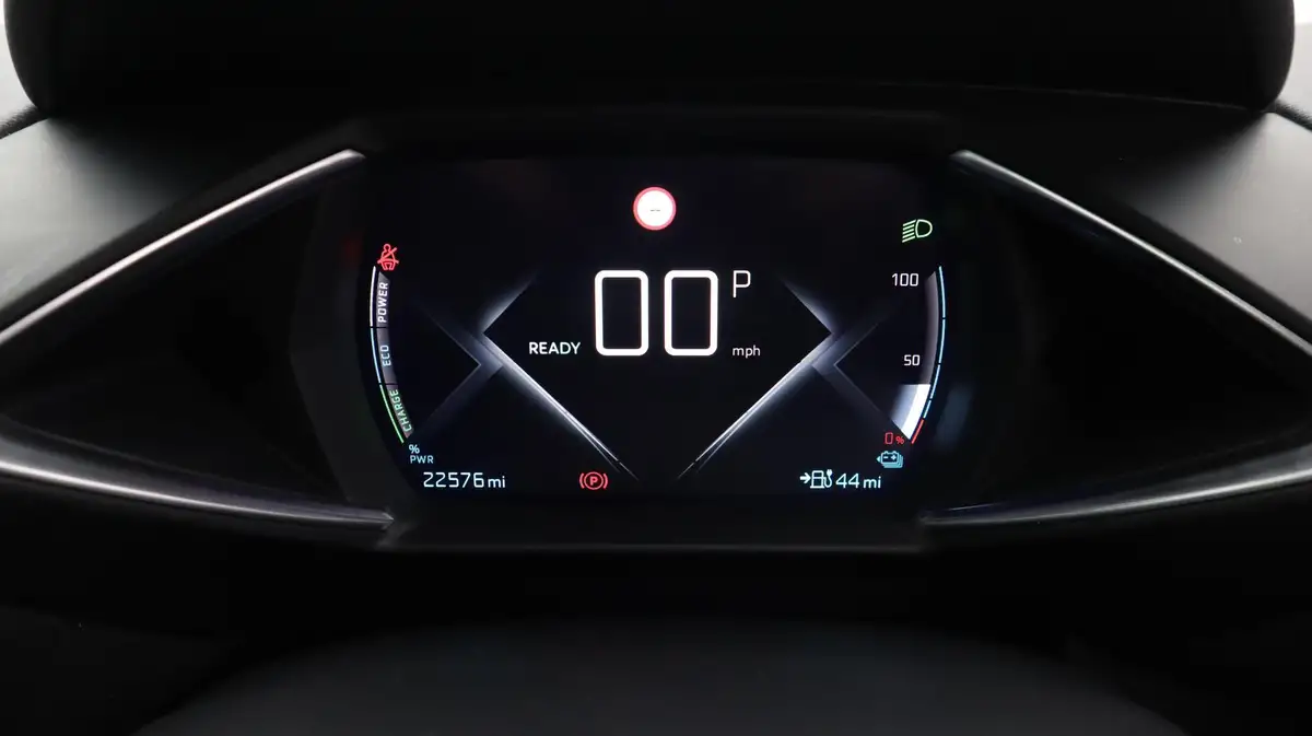 2021-ds-ds-3-crossback-e-tense-performance-line-big-10