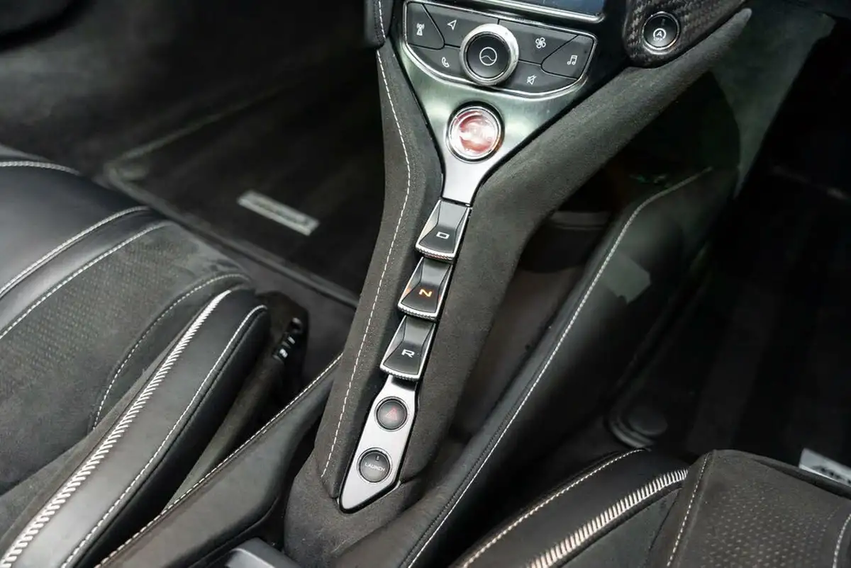 2022-mclaren-720s-40-coupe-big-18