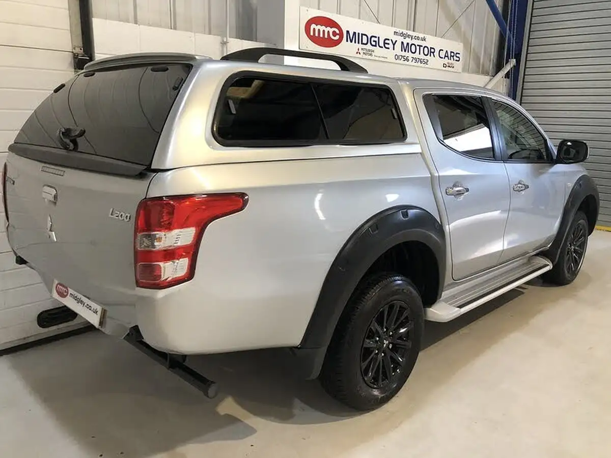 2019-mitsubishi-l200-24di-d-titan-eu6b-big-7