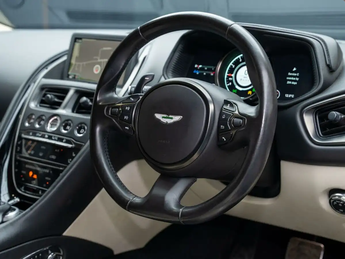 2017-aston-martin-db11-52-v12-big-3