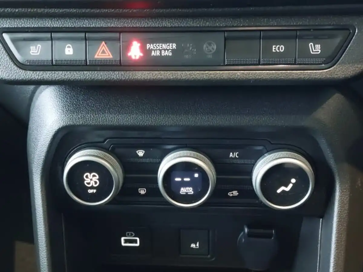 2024-dacia-jogger-16-tce-extreme-big-18