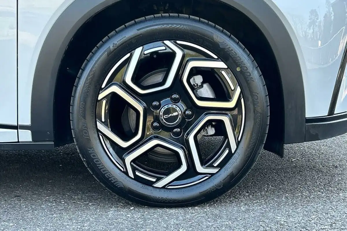 2024-byd-dolphin-e-comfort-big-22