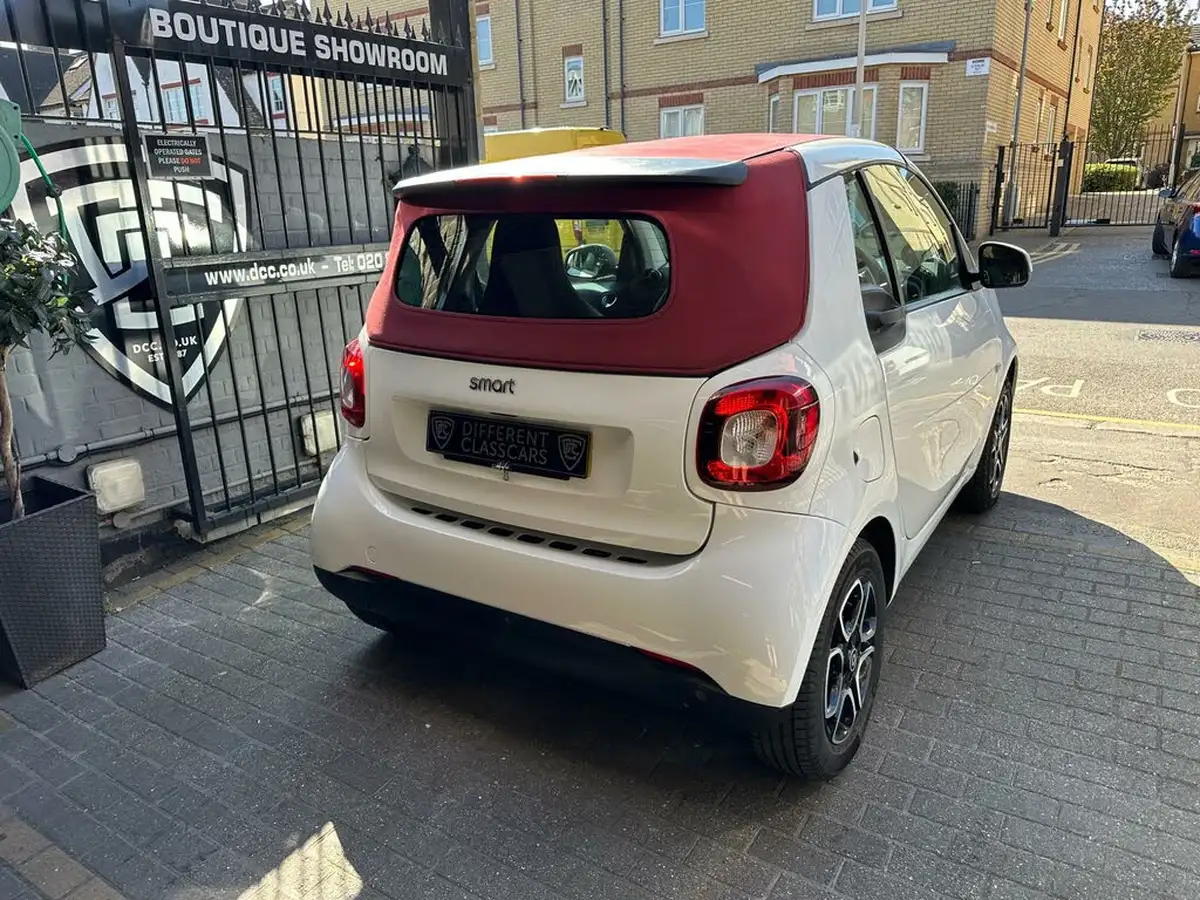 2018-smart-fortwo-09-prime-premium-cabriolet-big-2