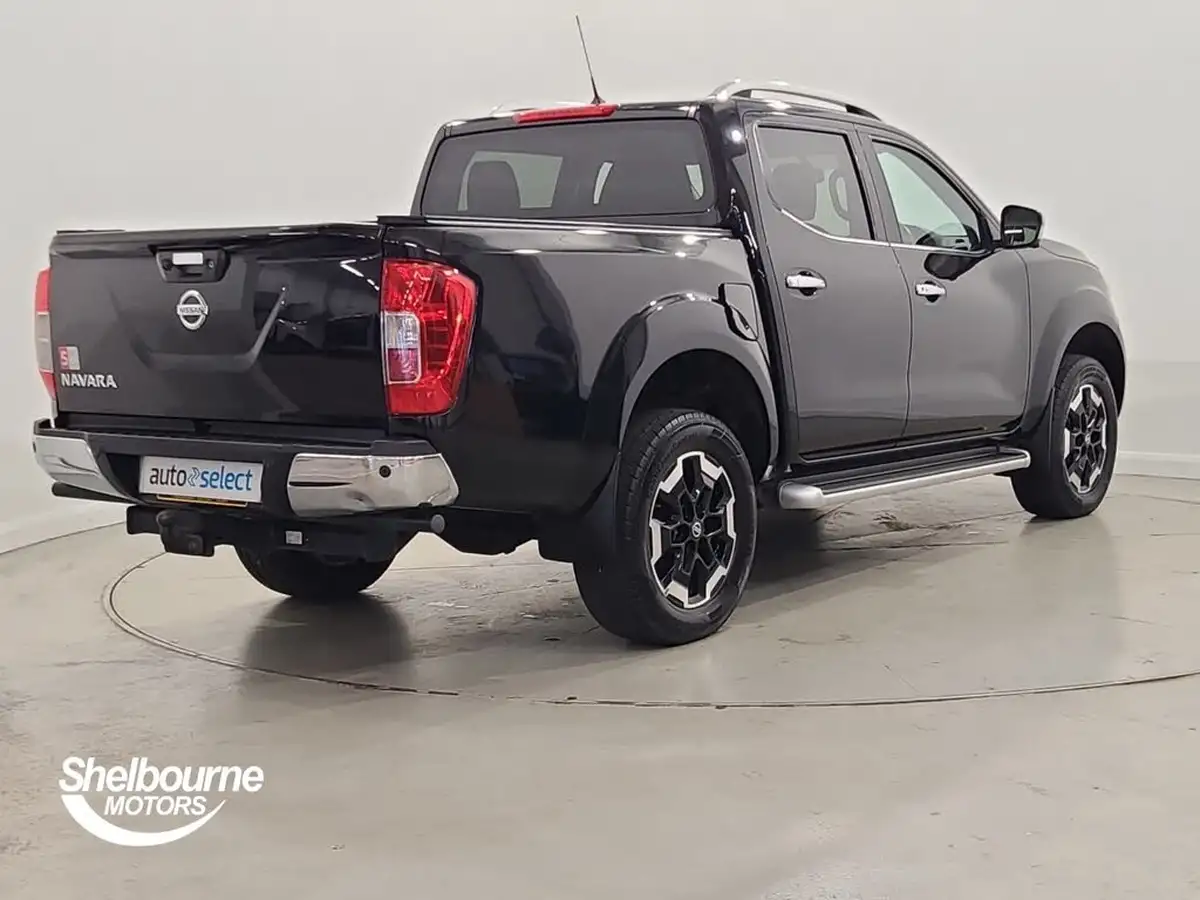 2021-nissan-navara-23dci-tt-tekna-8-navileather-auto-big-12