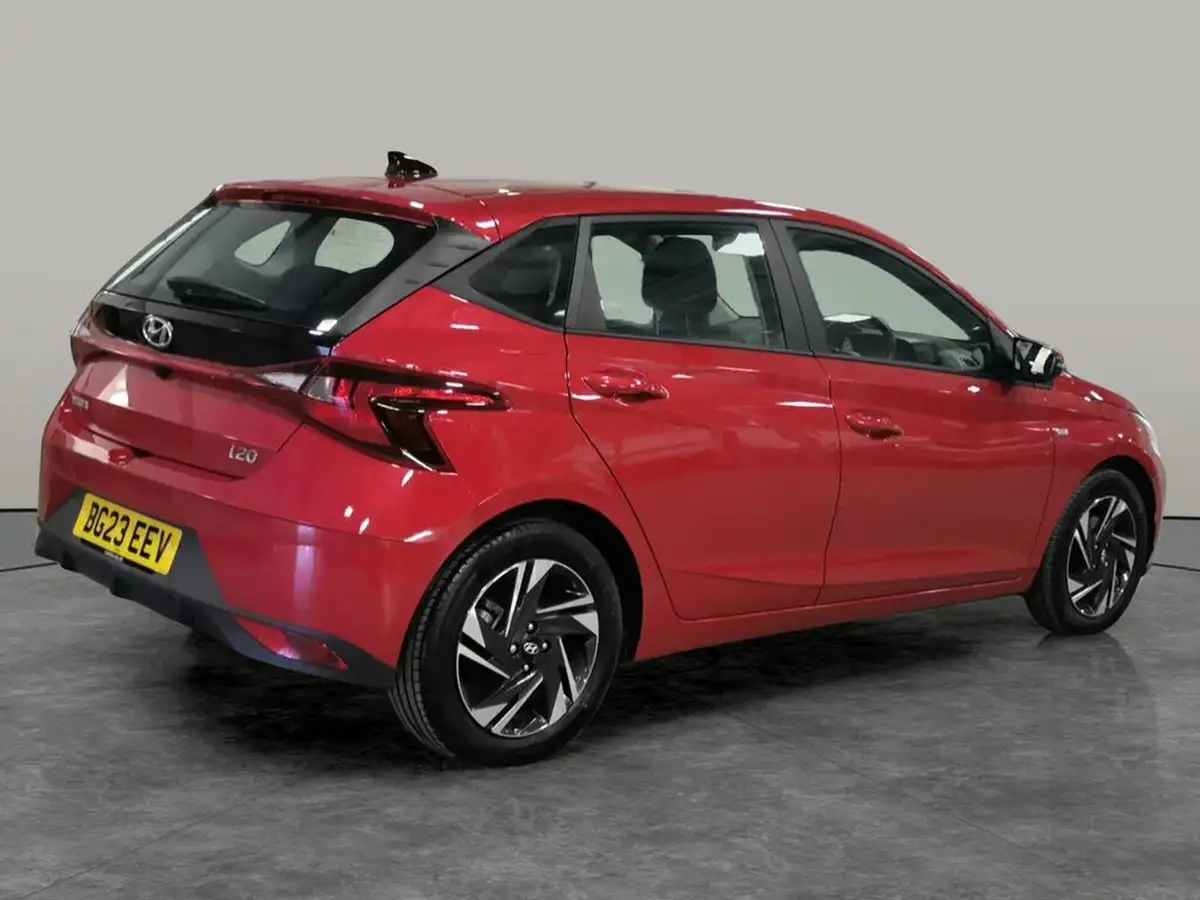 2023-hyundai-i20-10-t-gdi-se-connect-dct-big-7