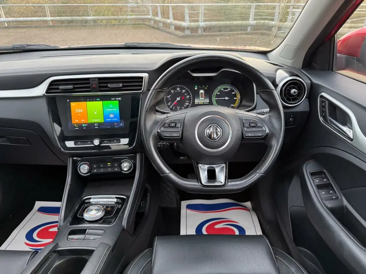 2020-mg-zs-suv-e-exclusive-ev-big-15