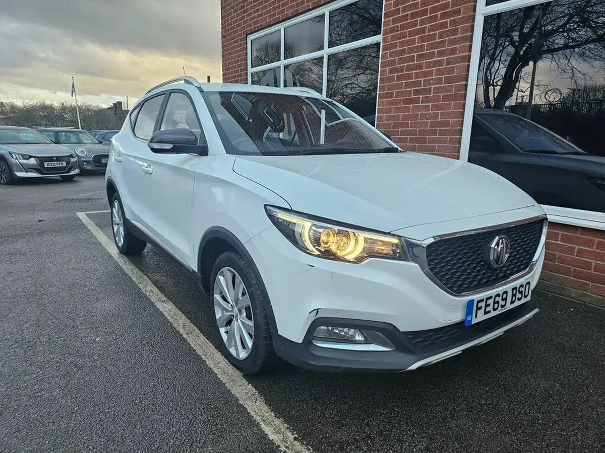 2019-mg-zs-suv-10t-gdi-excite-111ps-big-3