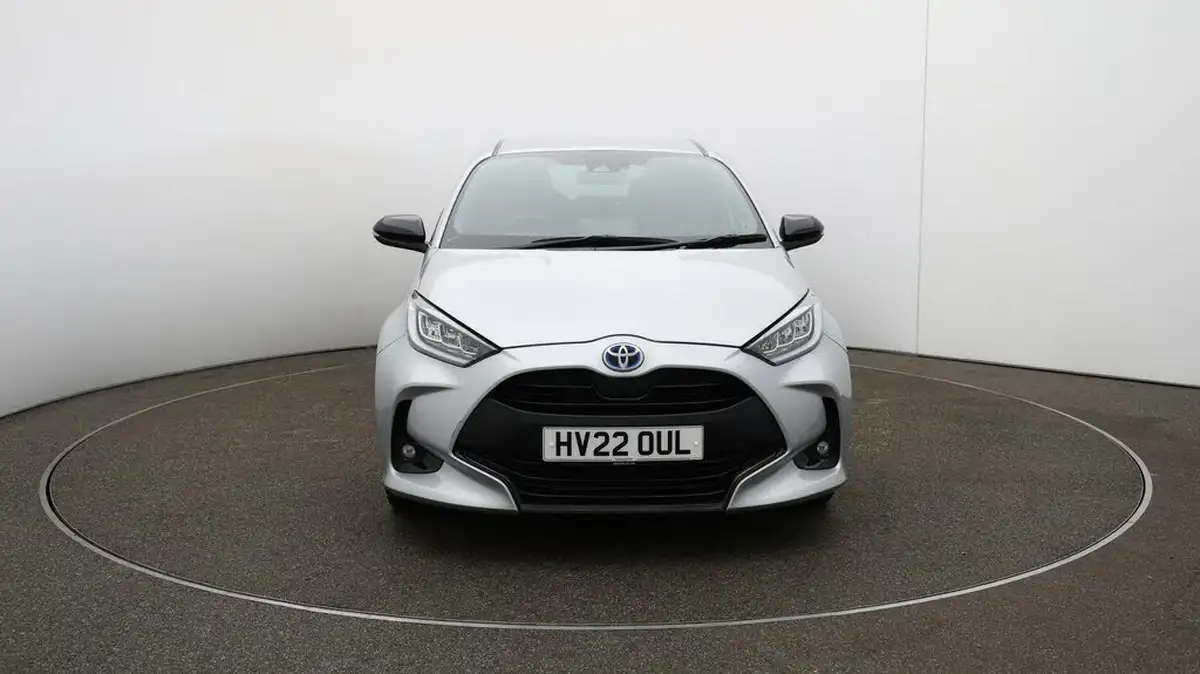 2022-toyota-yaris-15-vvt-i-dynamic-big-33